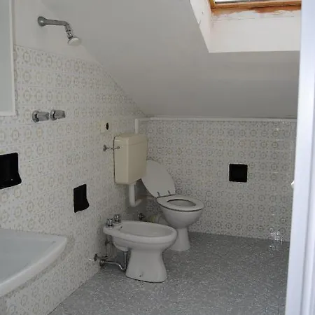 Trevi Hotel