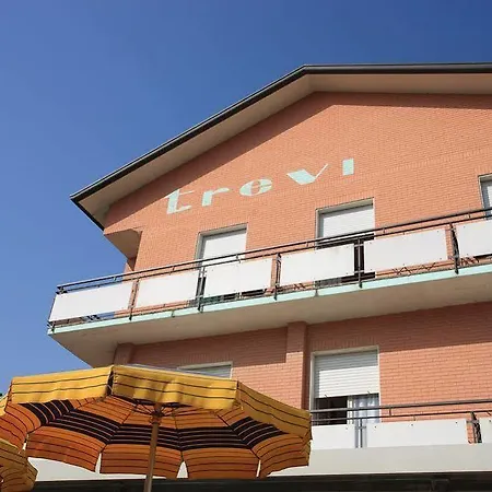 Trevi Hotel 2*