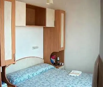 Trevi Hotel 2*